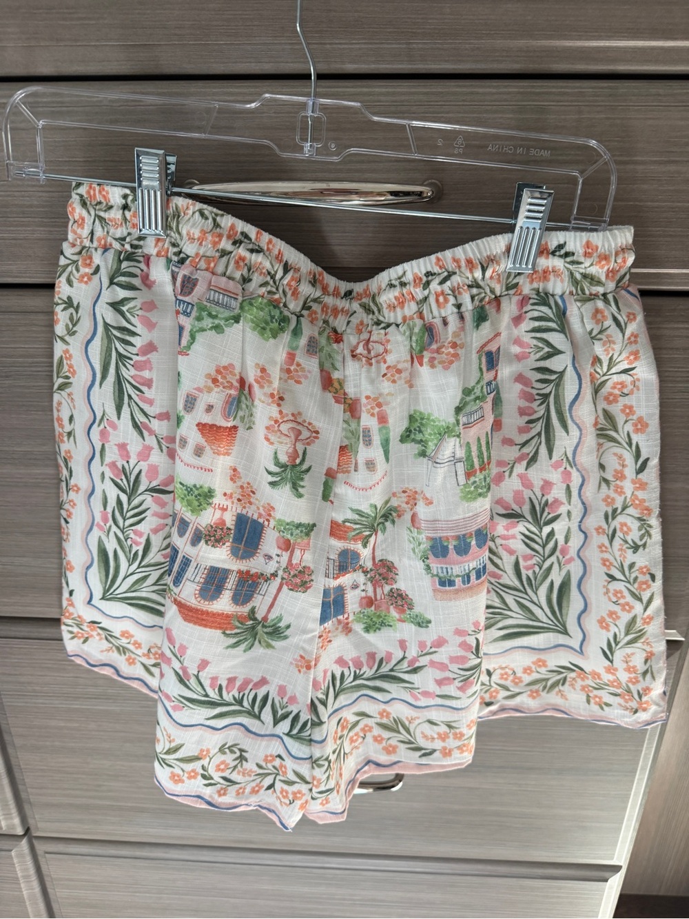 En Saison Set White Floral Button-Front Shirt and Shorts with Pink & Green Print - Picture 5 of 6